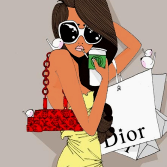 Meet your Posher, Sarah - Picture 1 of 1